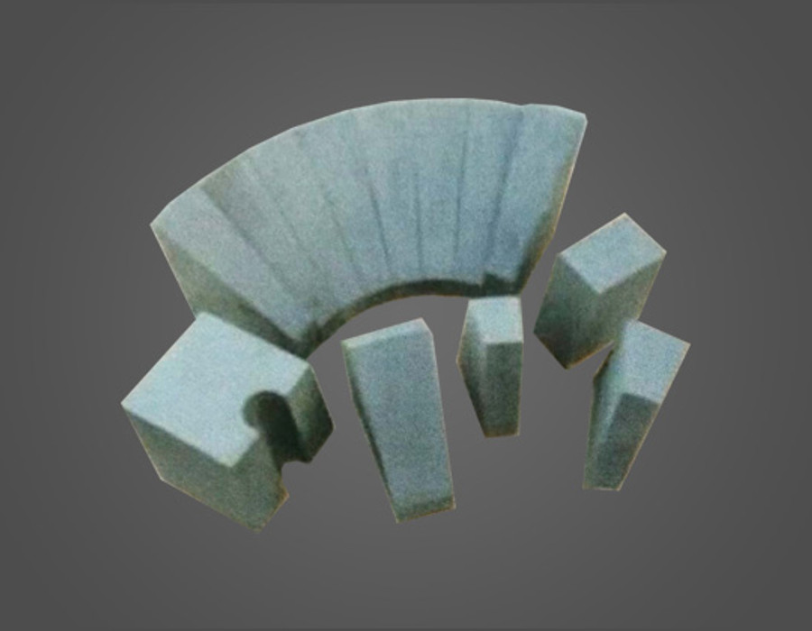 High chrome brick
