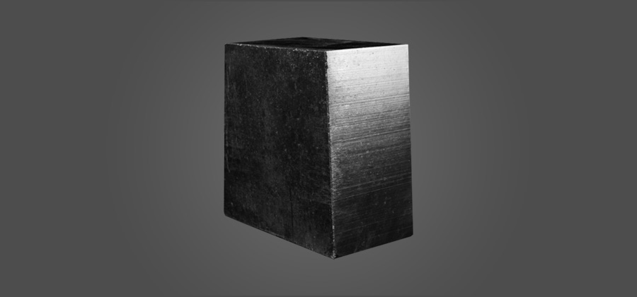 Magnesia-carbon brick